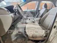 2004 Toyota COROLLA фото