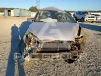 2004 Toyota COROLLA фото