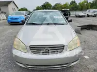 2004 Toyota COROLLA фото
