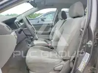 2004 Toyota COROLLA фото