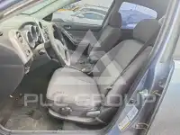 2004 Toyota COROLLA фото