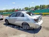2004 Toyota COROLLA фото