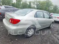 2004 Toyota COROLLA фото