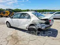 2004 Toyota COROLLA фото