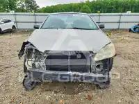 2004 Toyota COROLLA фото
