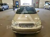 2004 Toyota COROLLA фото