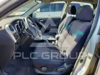2004 Toyota COROLLA photo