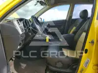 2004 Toyota COROLLA photo