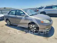 2004 Toyota COROLLA фото