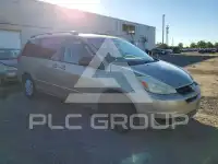 2004 Toyota SIENNA photo