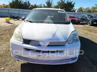 2004 Toyota SIENNA photo