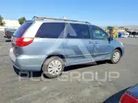 2004 Toyota SIENNA фото