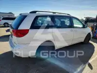 2004 Toyota SIENNA photo