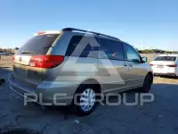 2004 Toyota SIENNA photo
