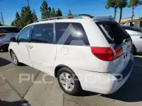 2004 Toyota SIENNA фото