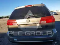 2004 Toyota SIENNA photo