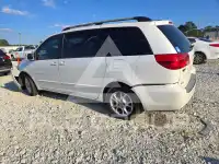 2004 Toyota SIENNA фото