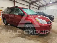 2004 Toyota SIENNA photo