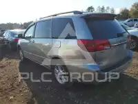 2004 Toyota SIENNA фото