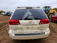 2004 Toyota SIENNA photo