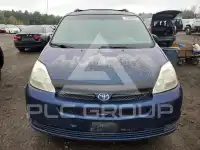 2004 Toyota SIENNA photo
