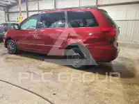 2004 Toyota SIENNA photo