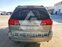 2004 Toyota SIENNA фото