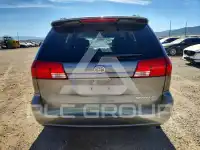 2004 Toyota SIENNA фото
