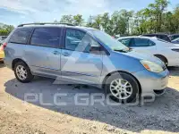 2004 Toyota SIENNA photo