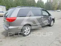 2004 Toyota SIENNA фото