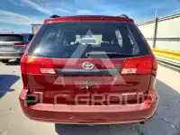 2004 Toyota SIENNA фото