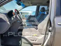 2004 Toyota SIENNA photo