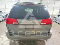 2004 Toyota SIENNA photo