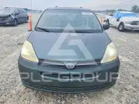 2004 Toyota SIENNA photo