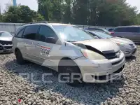 2004 Toyota SIENNA photo