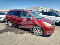 2004 Toyota SIENNA photo
