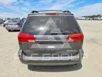 2004 Toyota SIENNA photo
