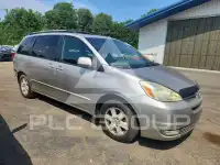 2004 Toyota SIENNA фото