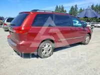 2004 Toyota SIENNA photo