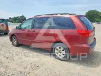 2004 Toyota SIENNA photo