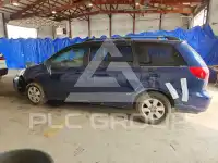 2004 Toyota SIENNA фото