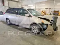 2004 Toyota SIENNA фото