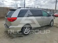 2004 Toyota SIENNA photo