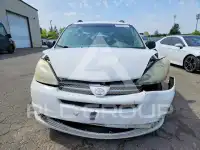 2004 Toyota SIENNA фото