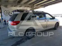 2004 Toyota SIENNA фото