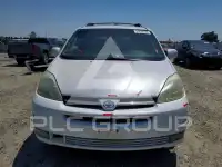 2004 Toyota SIENNA photo