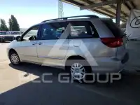 2004 Toyota SIENNA фото
