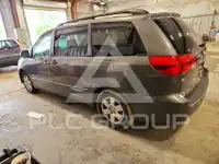 2004 Toyota SIENNA photo