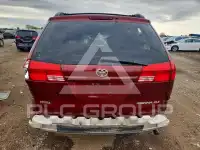 2004 Toyota SIENNA фото