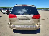 2004 Toyota SIENNA фото